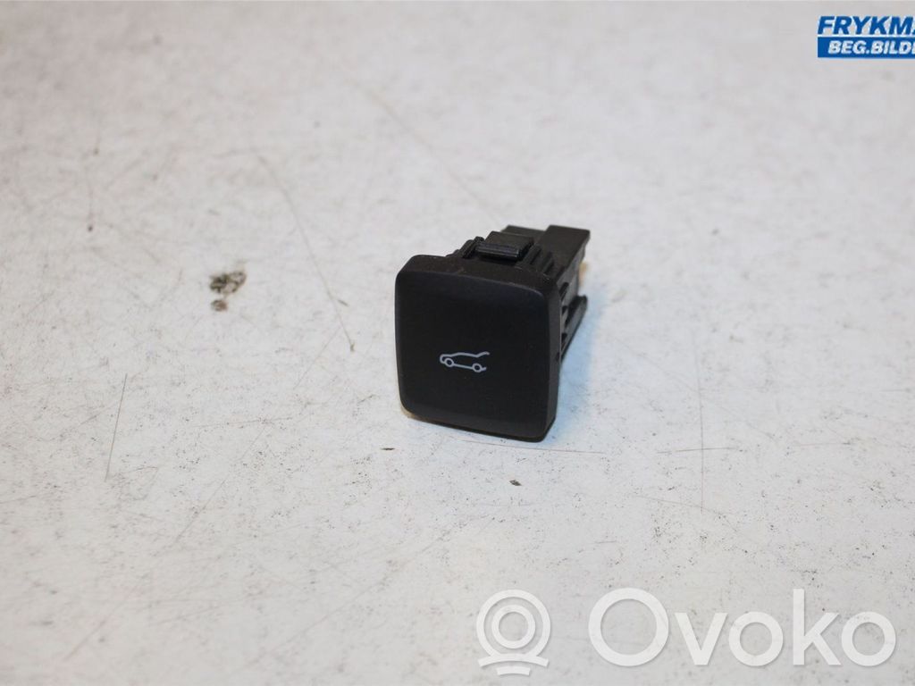 Ford Mondeo MK V Tailgate/boot open switch button 