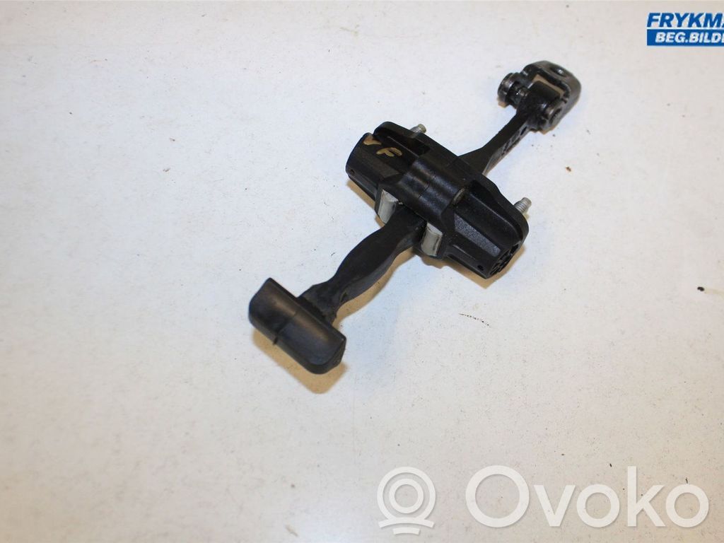 Ford Focus Etuoven pidätin 