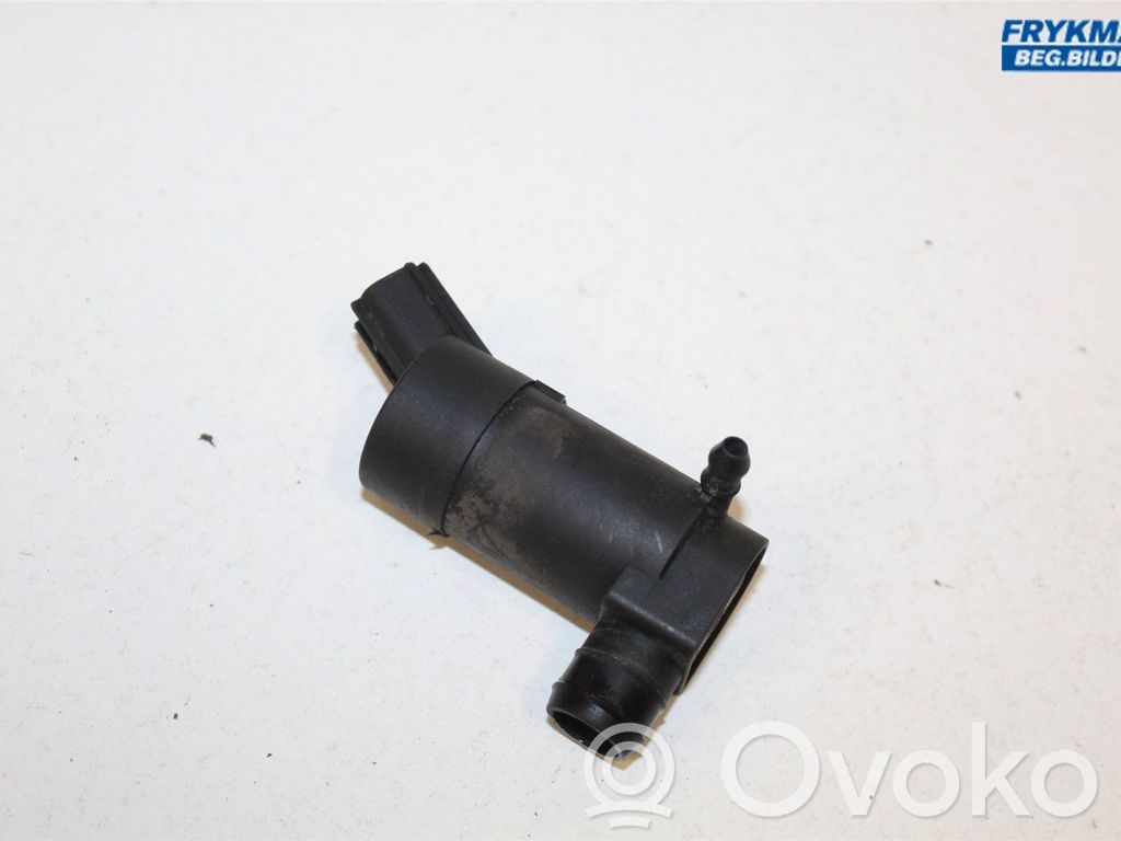 Volvo S80 Windscreen/windshield washer pump 