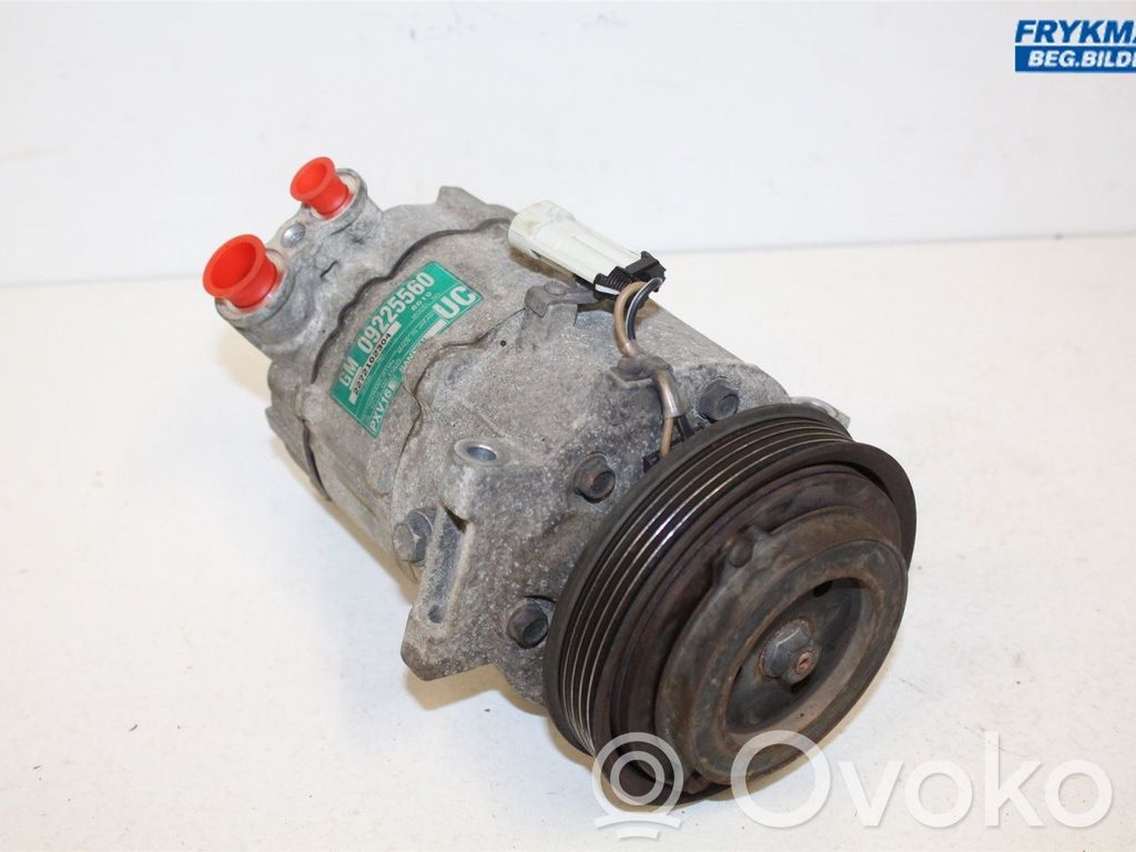 Opel Vectra C Kompresor / Sprężarka klimatyzacji A/C 