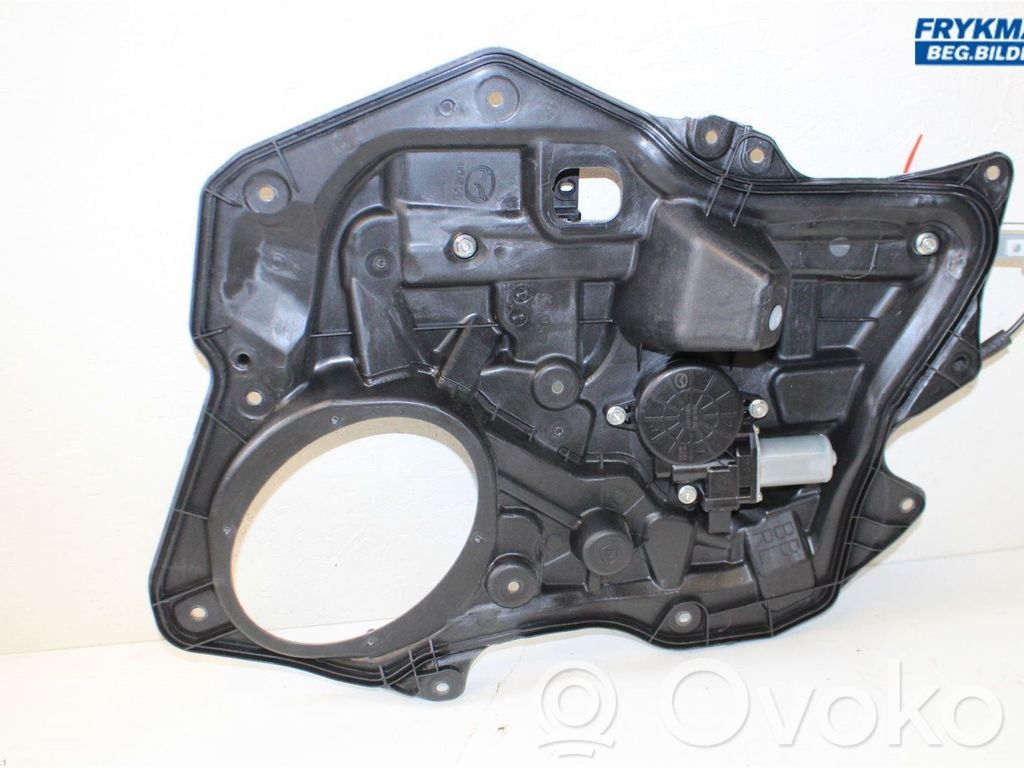 Mazda 3 II Regulador de puerta trasera con motor 