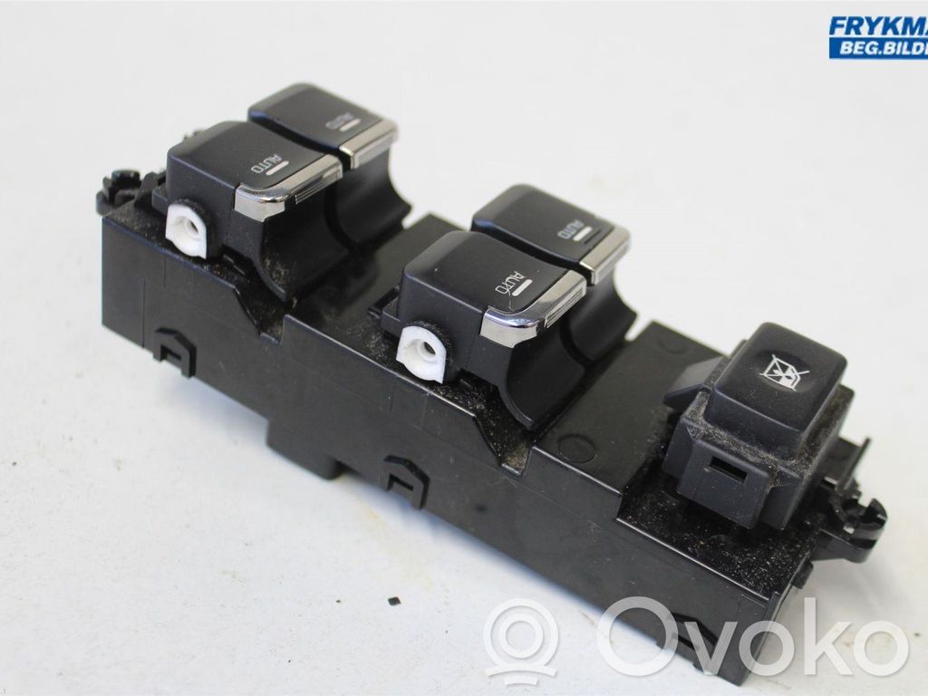 KIA Ceed Electric window control switch 