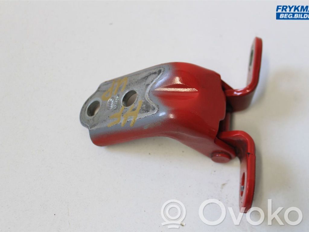 KIA Ceed Front door lower hinge 