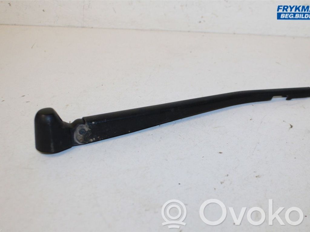 BMW 1 E81 E87 Rear wiper blade arm 
