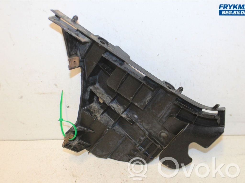 Volvo V70 Front bumper mounting bracket 