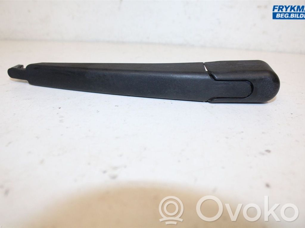Ford Focus Brazo del limpiaparabrisas trasero 