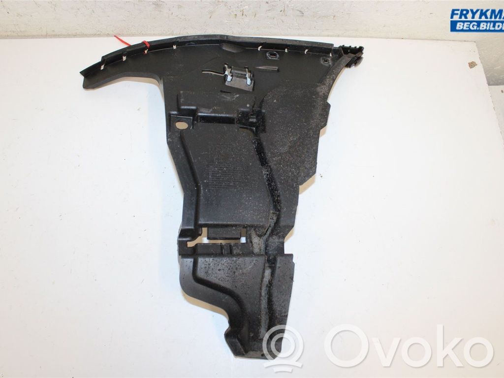 Volvo V70 Front bumper mounting bracket 