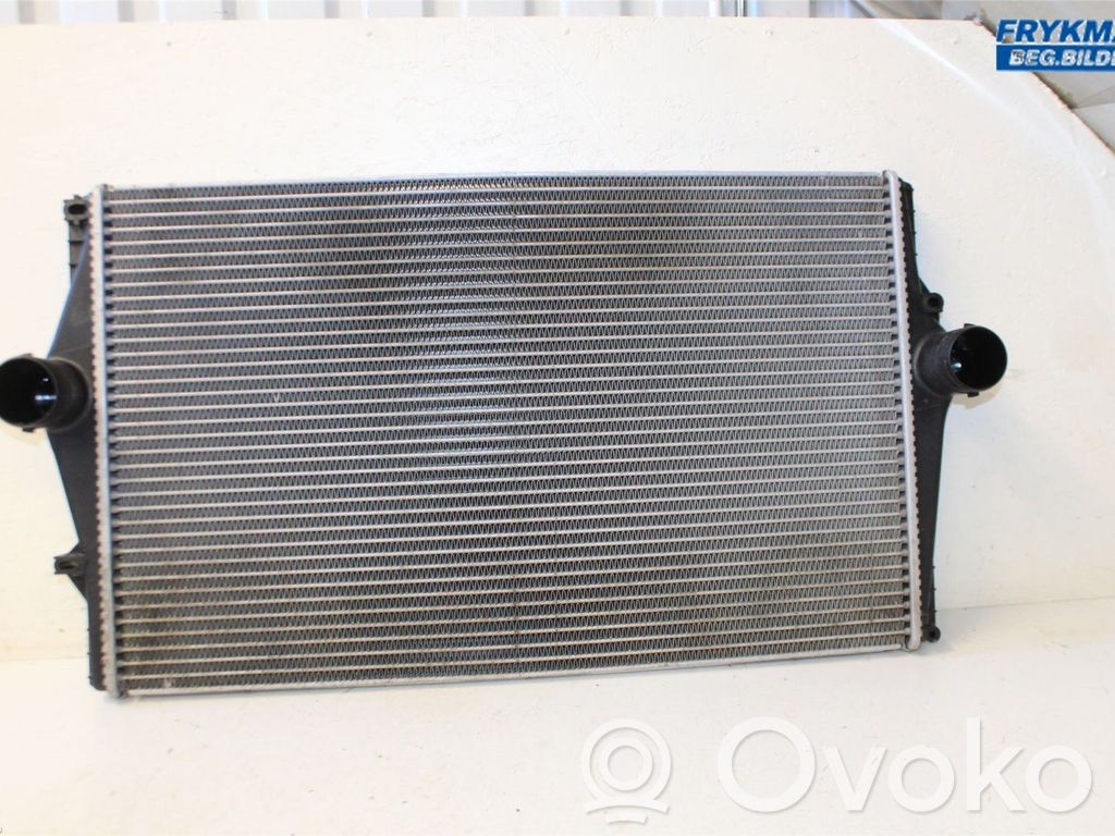 Volvo XC70 Interkūlerio radiatorius 
