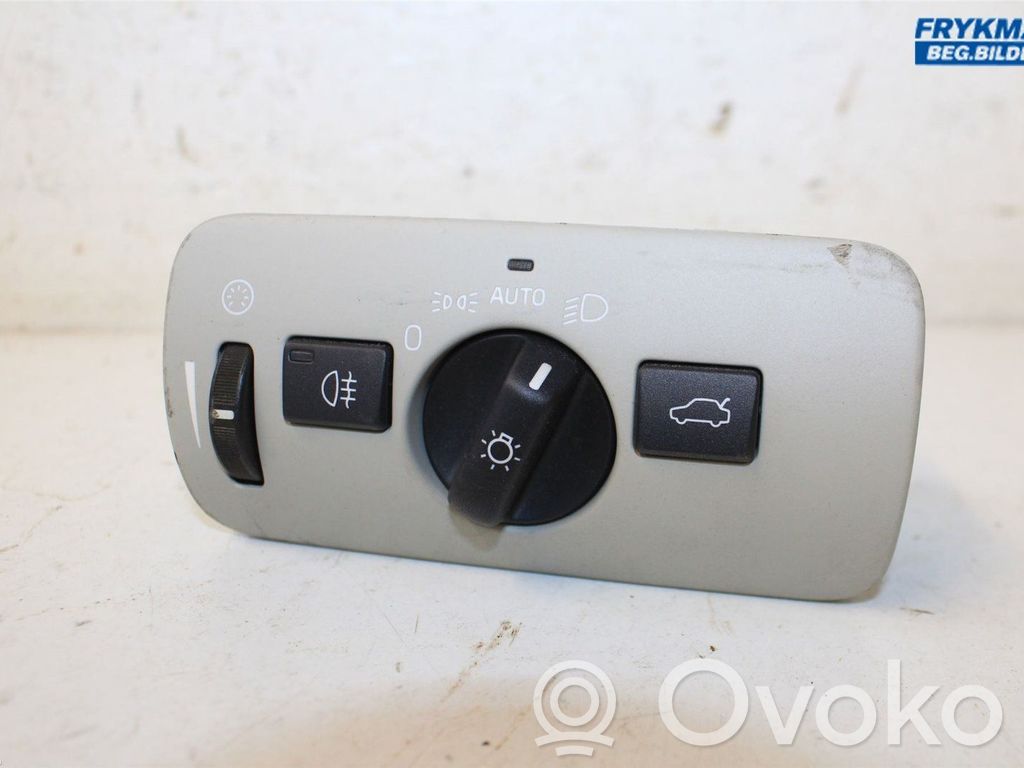 Volvo V40 Light switch 