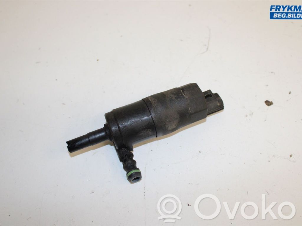 Volvo V50 Headlight washer pump 