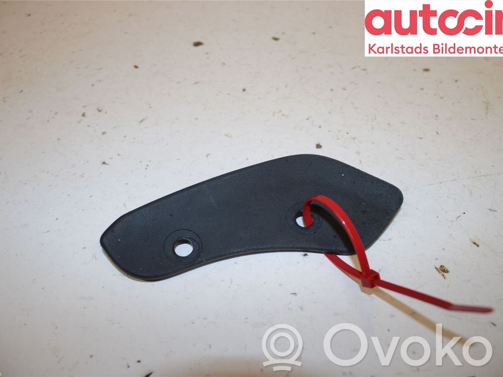 Volvo V50 Front mudguard 
