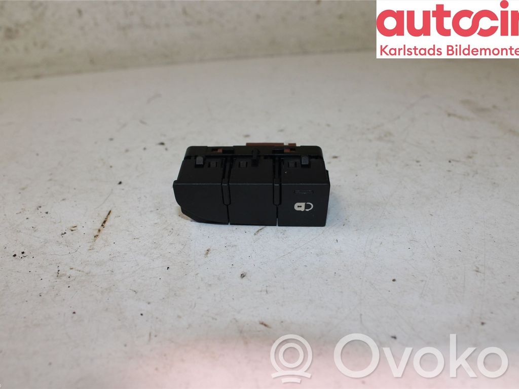 Central locking switch button   649049