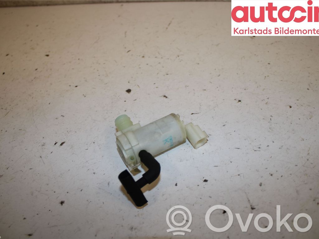 Subaru XV I Windscreen/windshield washer pump 
