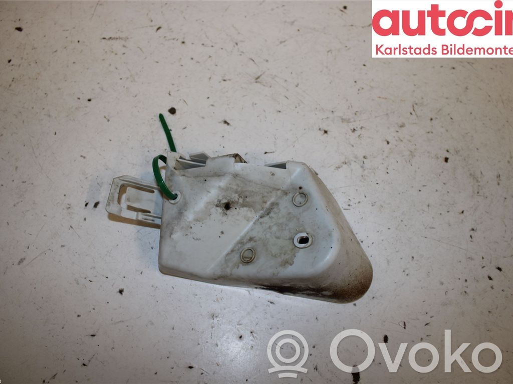Ford Focus Rear bumper mounting bracket 