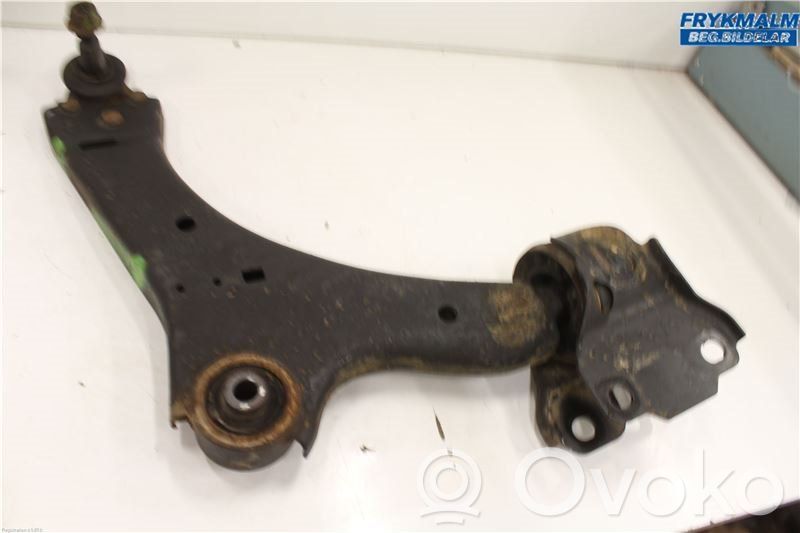 Querlenker Achsschenkel vorne   1507181