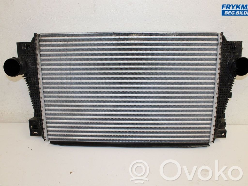 Volkswagen Amarok Interkūlerio radiatorius 
