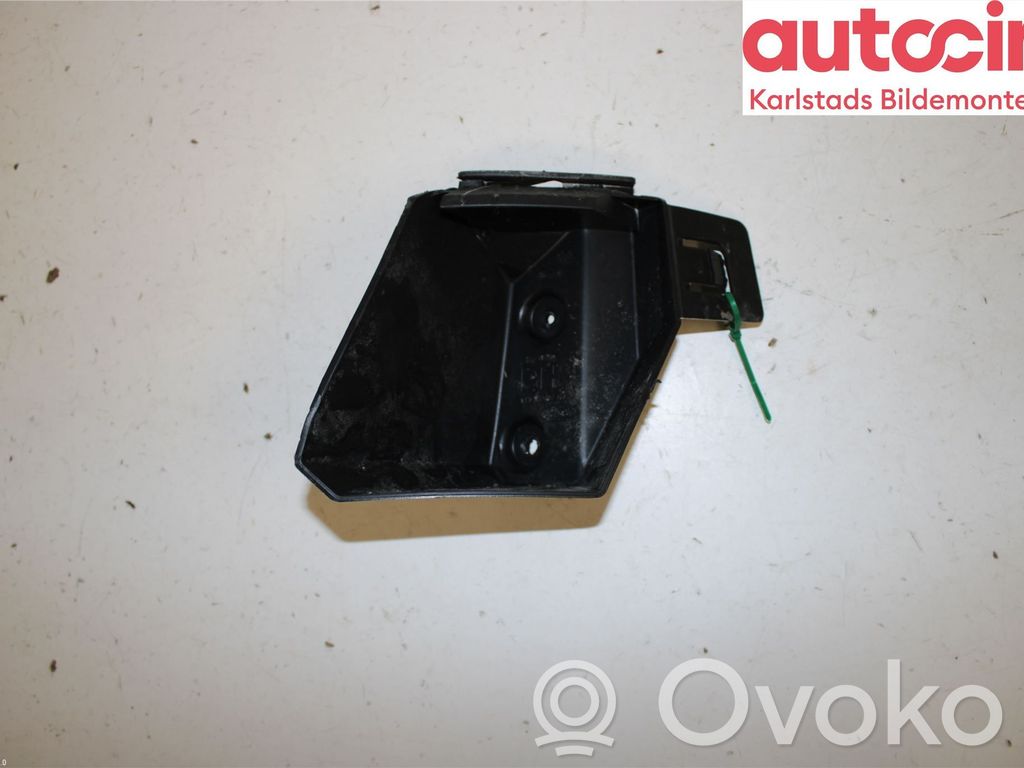 Ford Focus Rear bumper mounting bracket 