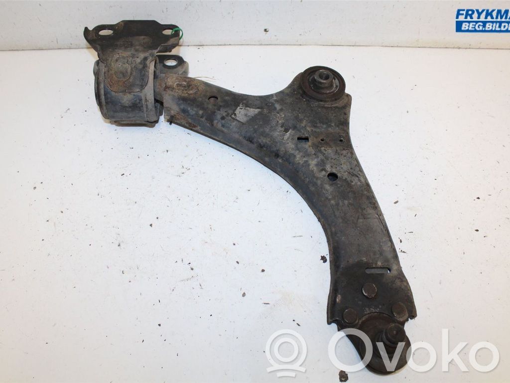 Volvo XC70 Braccio di controllo sospensione anteriore inferiore/braccio oscillante 