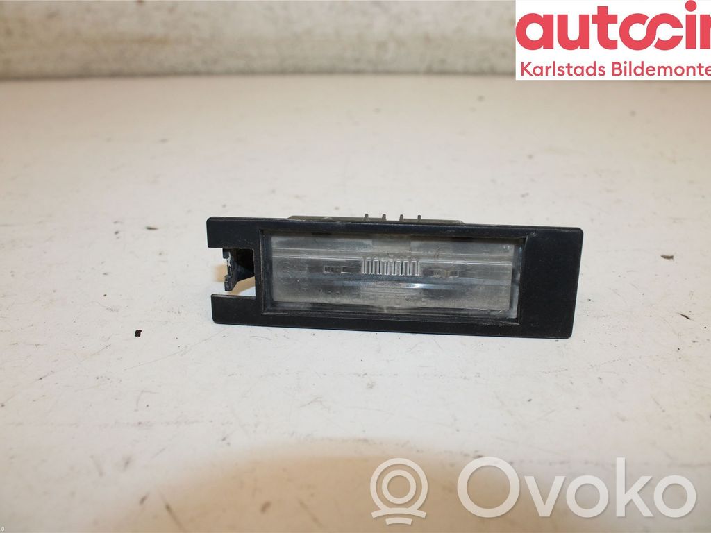Opel Astra H Éclairage de plaque d'immatriculation 