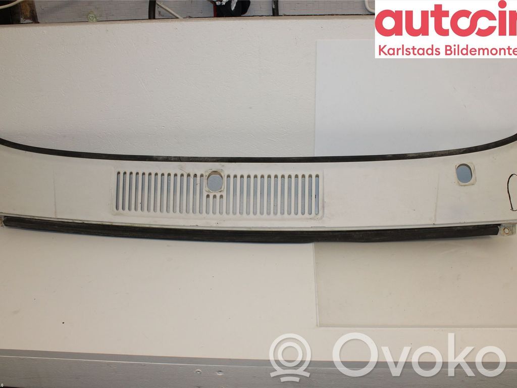 Wiper trim