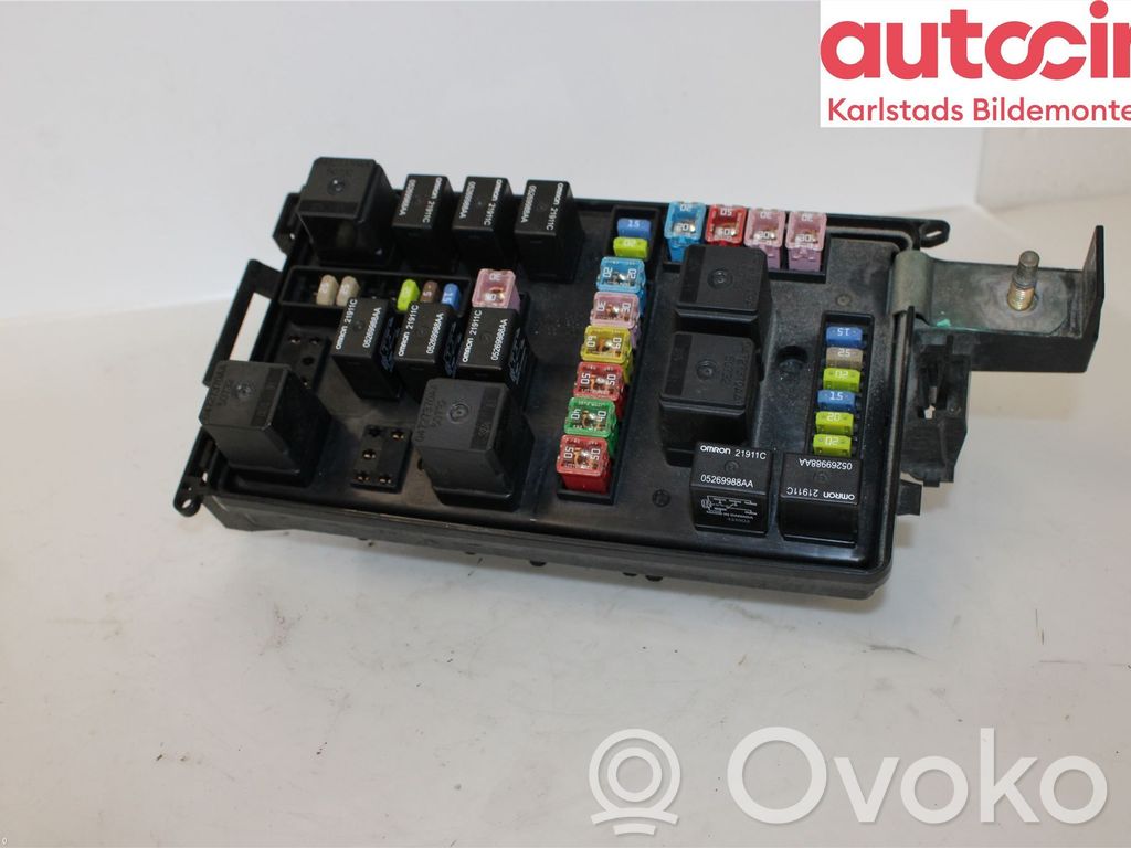 Chrysler 300 - 300C Fuse module 
