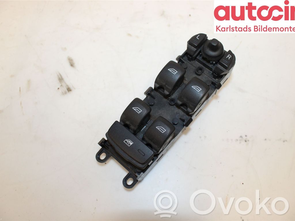 Electric window control switch   31334881,31334881,31334881