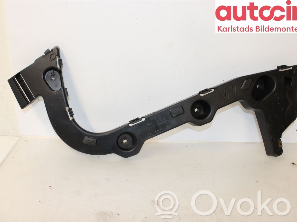 Ford Focus Rear bumper mounting bracket 