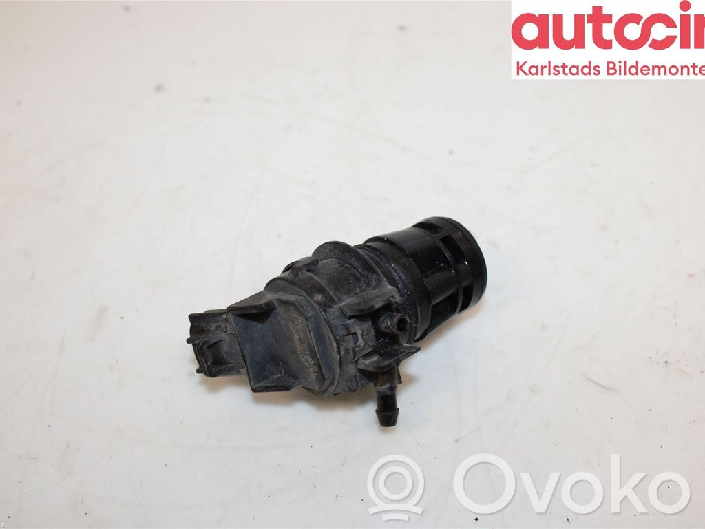 Mazda 6 Windscreen/windshield washer pump 