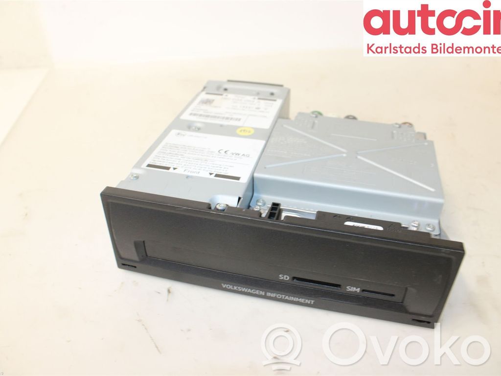 Volkswagen Touareg III Panel / Radioodtwarzacz CD/DVD/GPS 