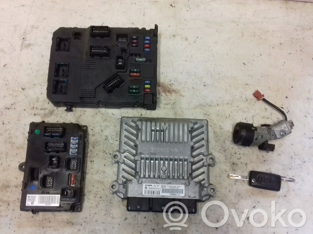 Peugeot 407 Engine ECU kit and lock set 