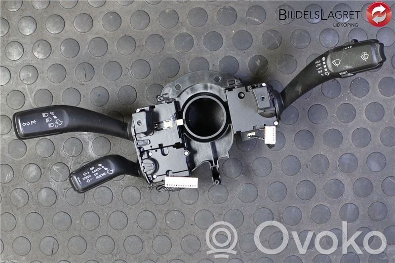Audi A5 8T 8F Commodo, commande essuie-glace/phare 