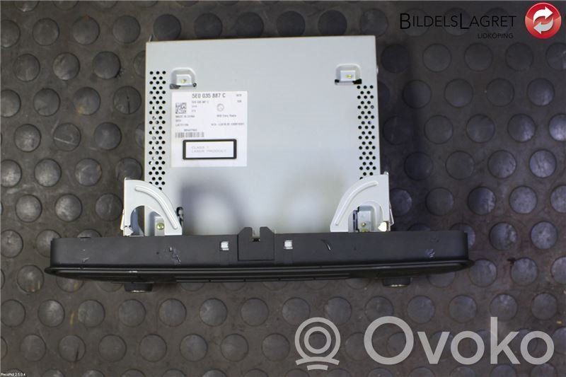 Skoda Octavia Mk3 (5E) Panel / Radioodtwarzacz CD/DVD/GPS 