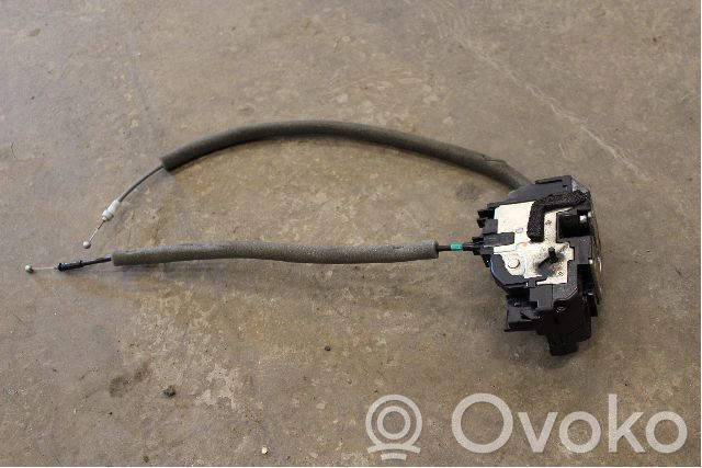 Nissan Qashqai Zamek drzwi tylnych 