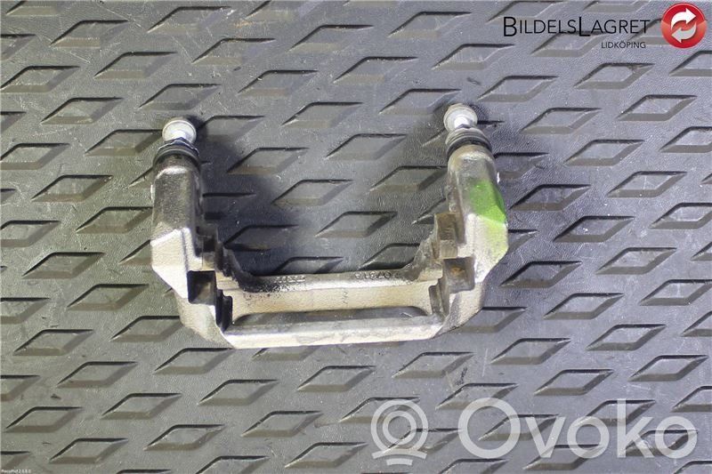Audi A4 S4 B9 Mocowanie / Zacisk hamulca tylnego 
