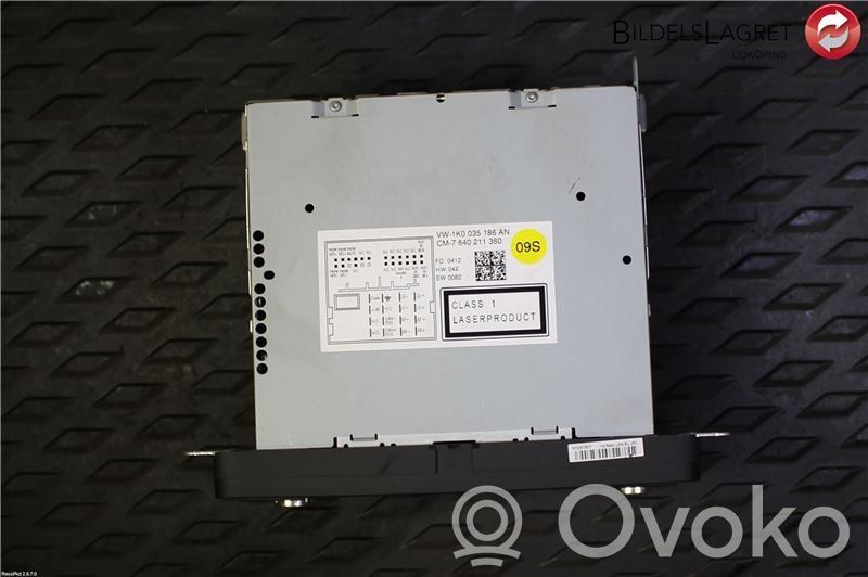 Volkswagen Golf VI Panel / Radioodtwarzacz CD/DVD/GPS 