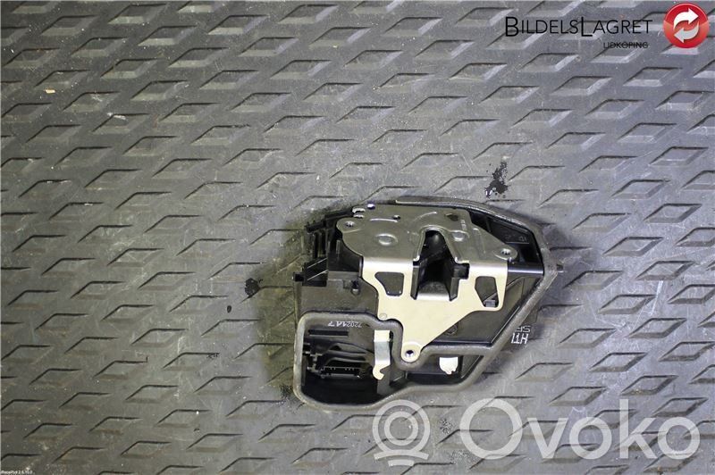 BMW 5 E60 E61 Rear door lock 