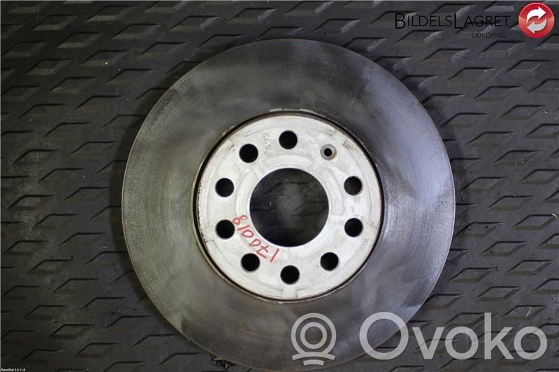 Volkswagen Golf VII Etujarrulevy 
