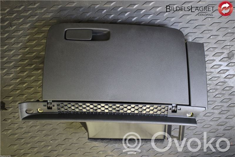 Audi A1 Juego guantera 