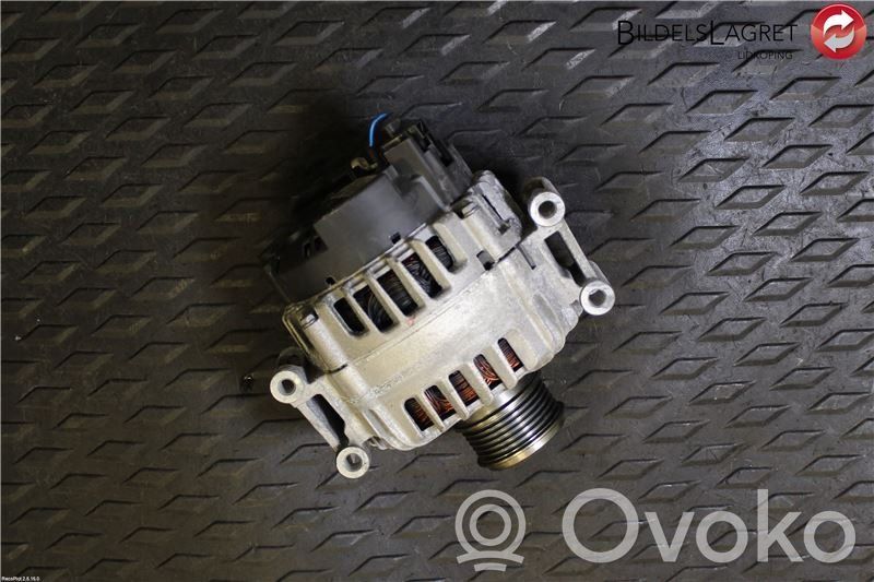 Volkswagen Golf VII Alternator 
