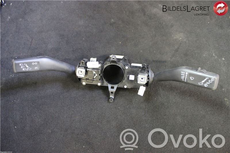 Volkswagen PASSAT B7 Interruptor/palanca de limpiador de luz de giro 