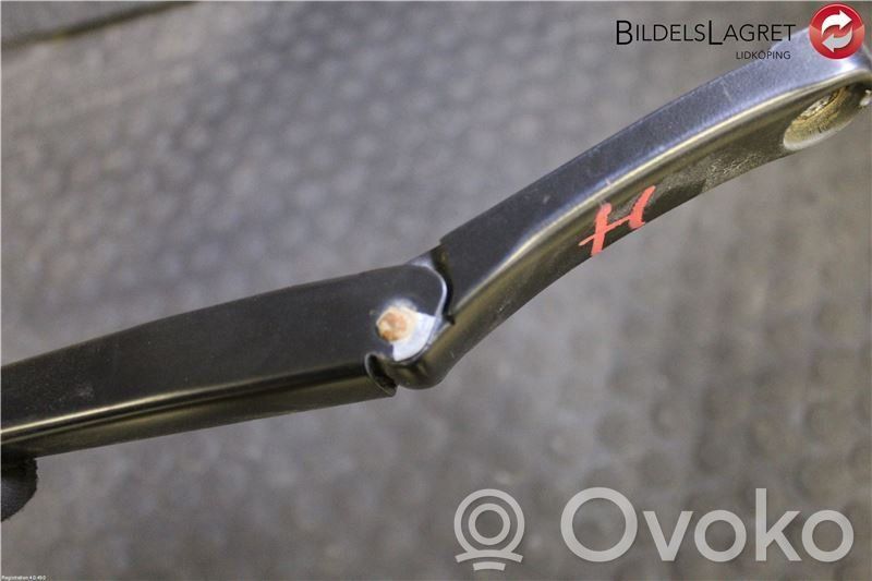 Volkswagen Caddy Wischerarm vorne 