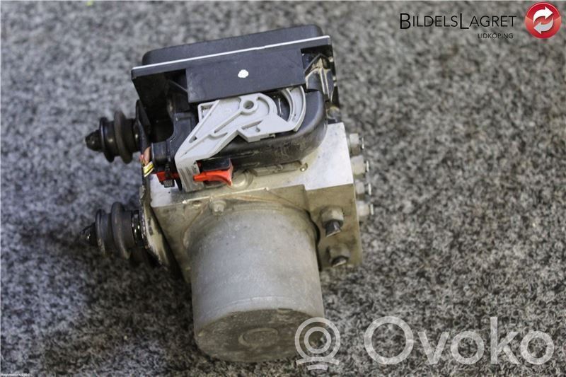 Audi A5 8T 8F ABS-pumppu 