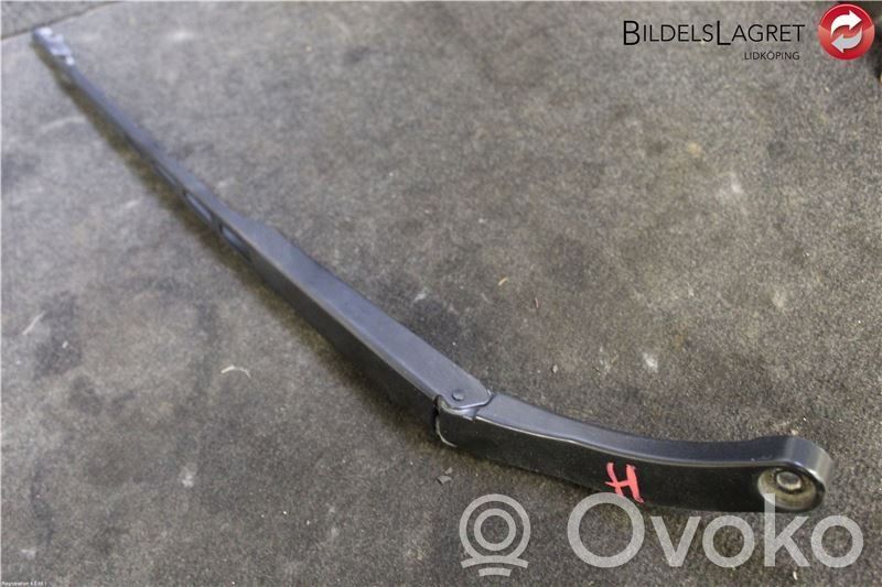 Audi A6 S6 C6 4F Wischerarm vorne 