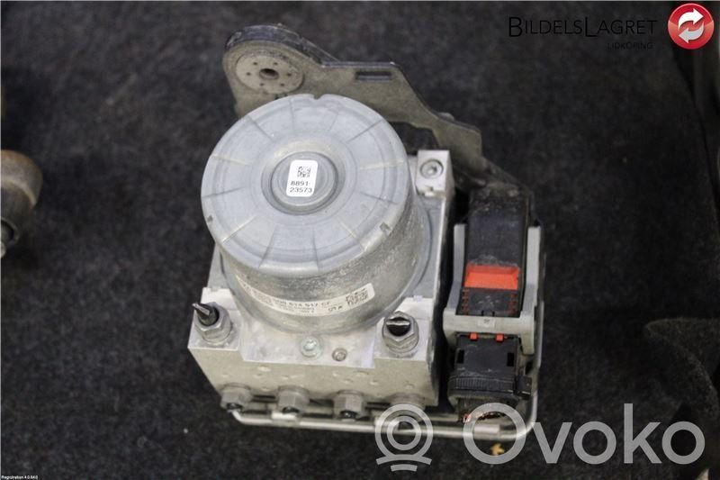 Volkswagen Golf VII Bomba de ABS 