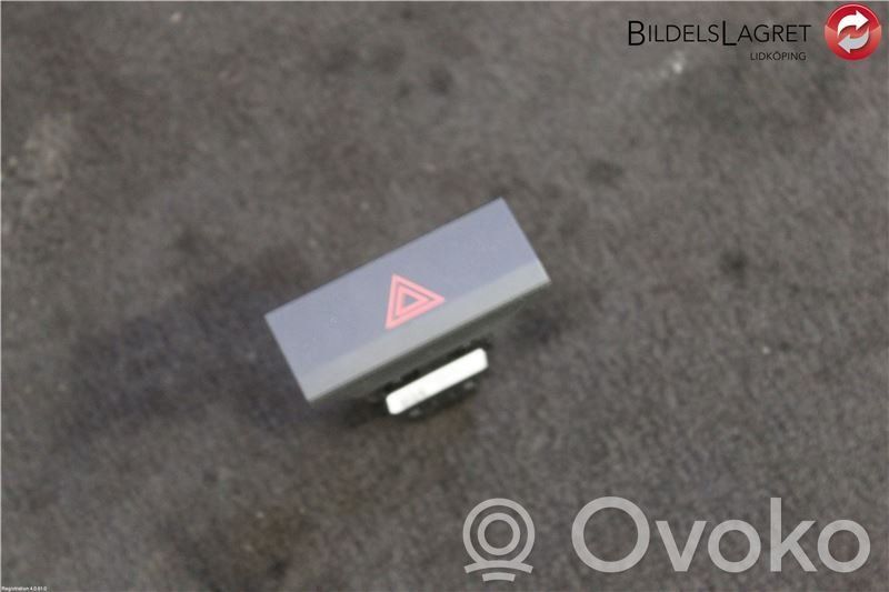 Seat Leon (5F) Hazard light switch 