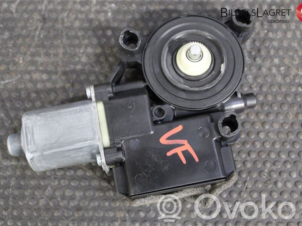 Silnik regulatora szyby drzwi przednich   7E0959801NZ01,7E0959801N,7E0959801J