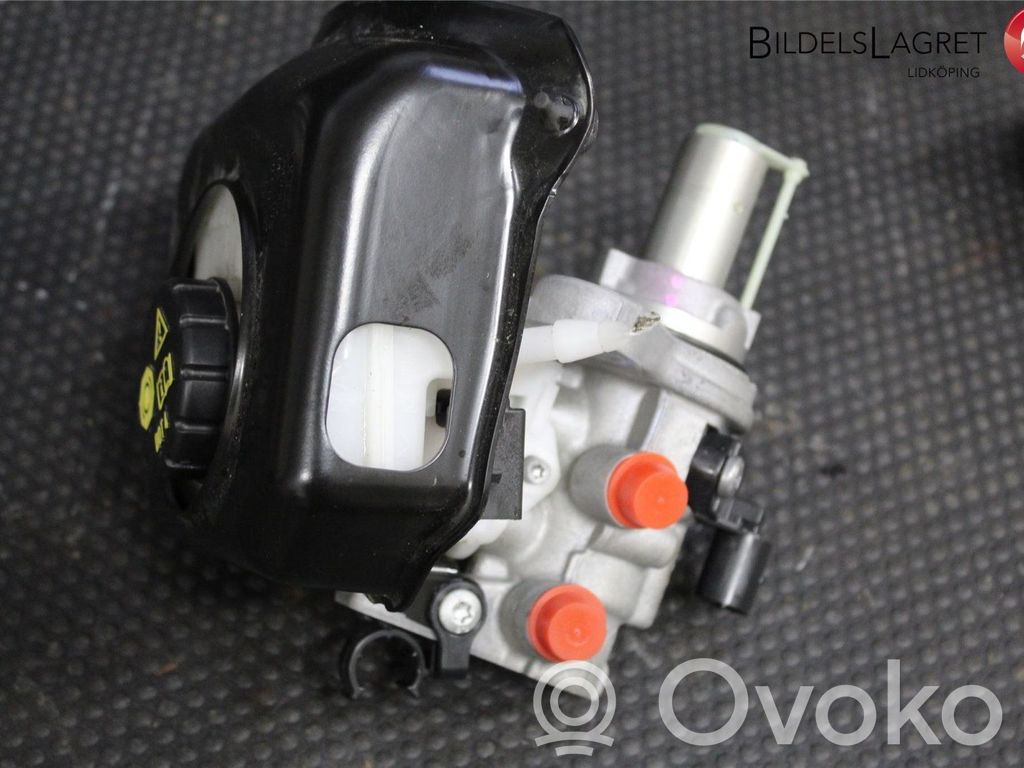 Audi A6 S6 C8 4K Główny cylinder hamulca 