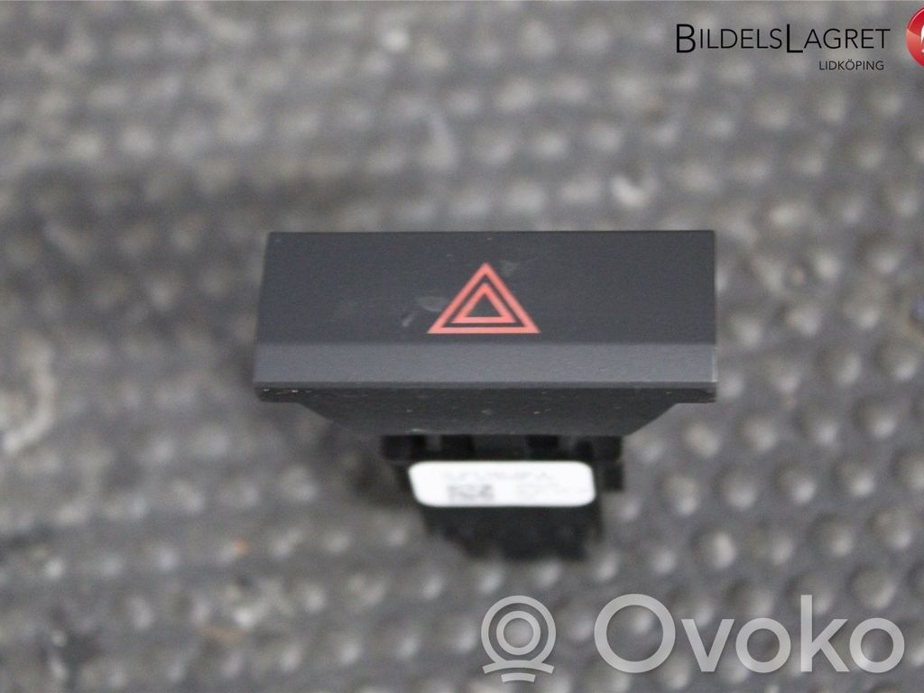 Seat Ateca Hazard light switch 
