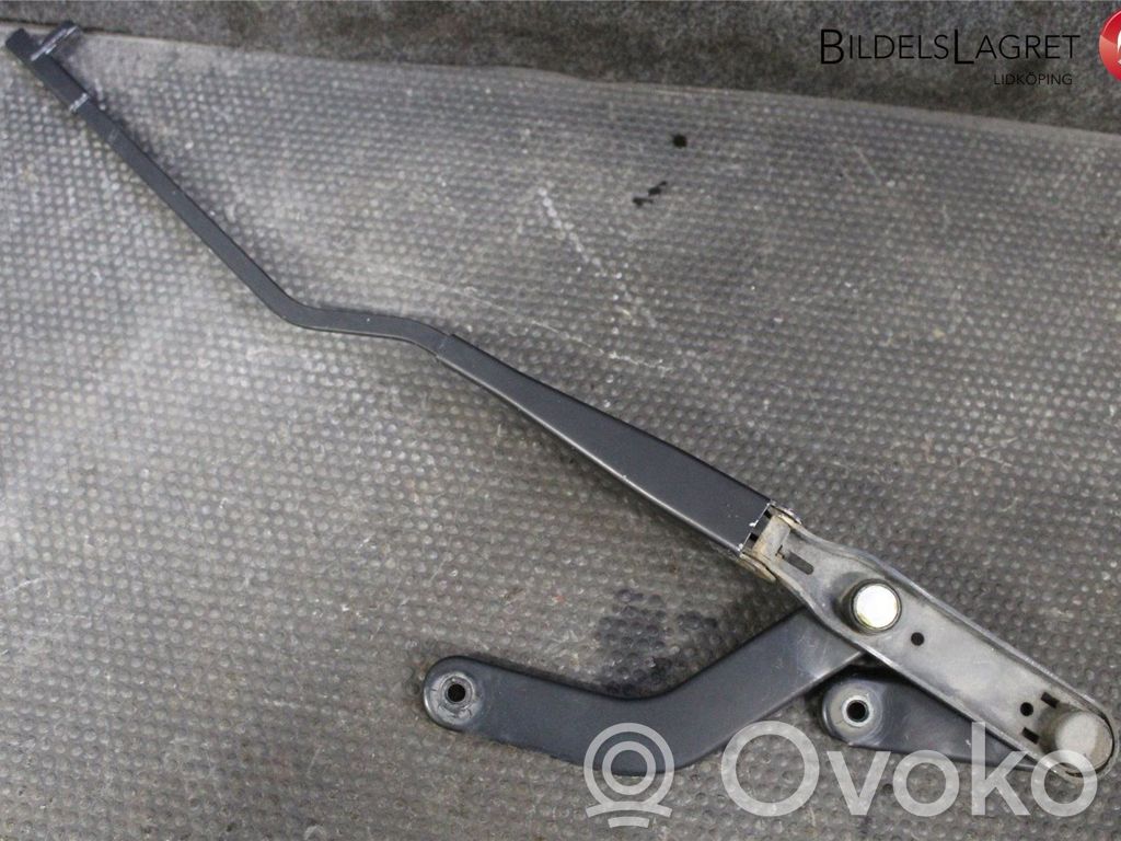 Ford Focus C-MAX Front wiper blade arm 