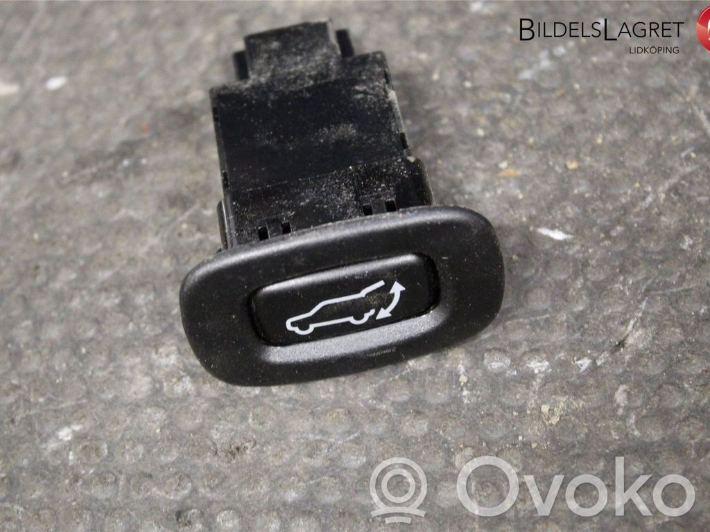 Mitsubishi Outlander Tailgate/boot open switch button 